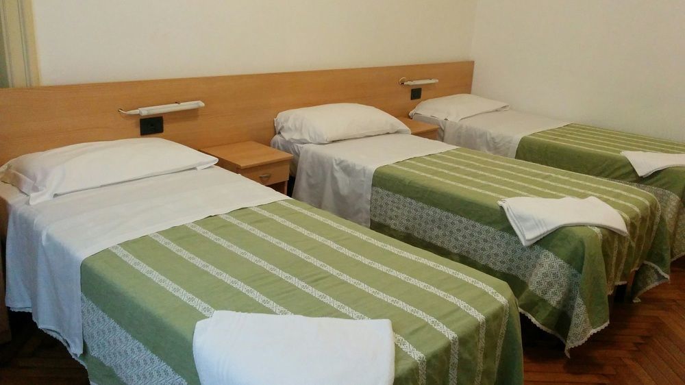 Adam'S House Hostel Milano Ngoại thất bức ảnh